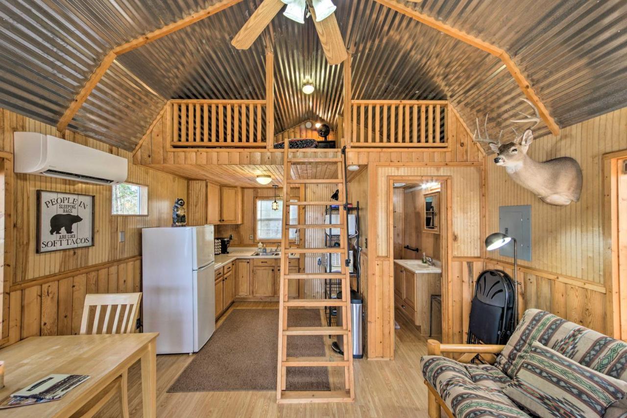 Lakefront Cabin With 2 Lofts, Boats On 4 Acres Winnsboro المظهر الخارجي الصورة